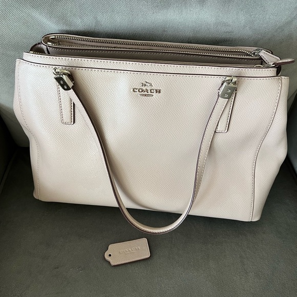 Coach Purse - NWOT - Picture 1 of 8